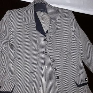 zenska jakna s prslukom