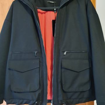 zenska jakna Varteks