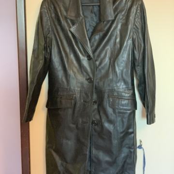 Ženska kožna jakna / kaput