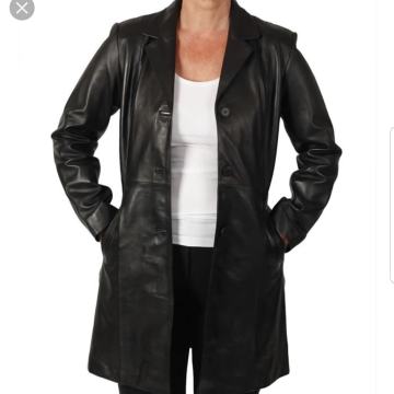 Ženska kožna jakna