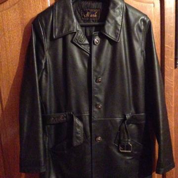 Ženska kožna jakna