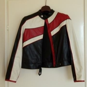 Ženska kožna jakna!