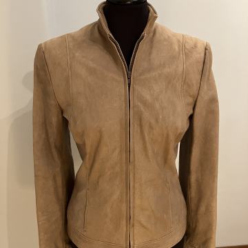 Ženska kožna jakna, vel S (34-36)