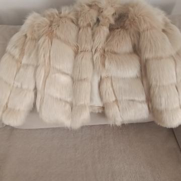 Ženska kratka bunda