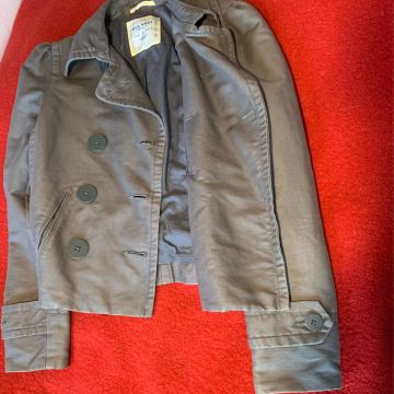 ZENSKA KRATKA JAKNA OLD NAVY BR XS