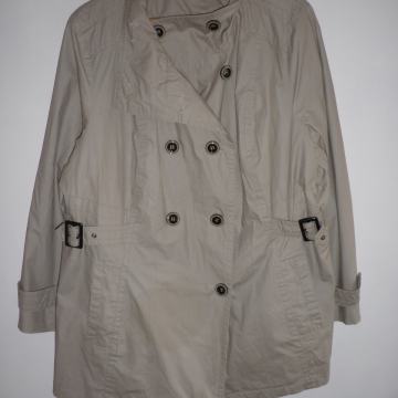 ŽENSKA LAGANA PAMUČNA JAKNA 48 XL