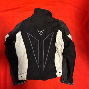 ZENSKA MOTORISTICKA JAKNA BR 42