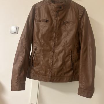 Nova ženska smeđa jakna umjetna koža broj 50