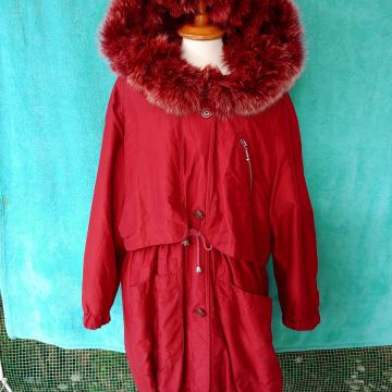 Ženska tamno crvena jakna vel. 40 , M / L