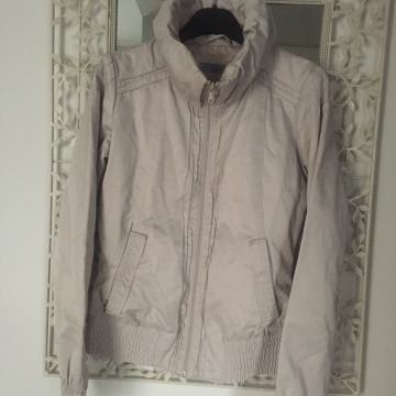 Ženska tanja jakna Bershka