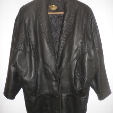 ŽENSKA TOPLA ELEGANTNA JAKNA 42 L