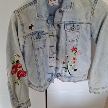 Ženska traper jakna, vel 164