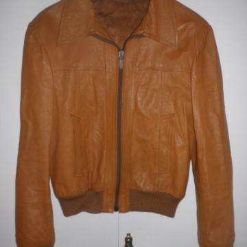 ŽENSKA VINTAGE LAGANA KOŽNA JAKNA 38 - 40 M