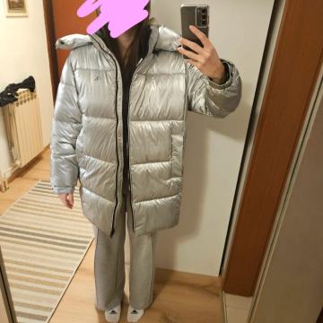 Ženska zimska jakna Calvin Klein Jeans,srebrna,veličina "S"(oversize)