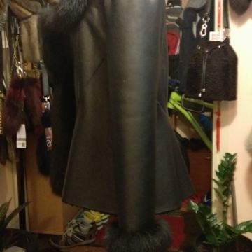 ZENSKE JAKNE OD NAPALAMA - VAN KOZA NUTRA KRZNO SA CRNOM LISICOM