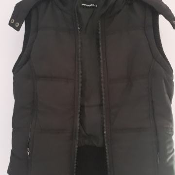 Zenski crni prsluk amadeus