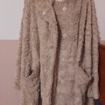 Ženski kaput - bunda