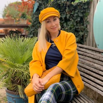 Ženski kaput marke Biancoghiaccio, proizvedeno u Italiji, novo