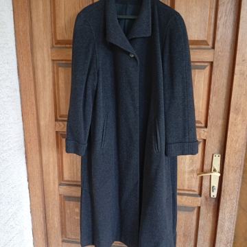 Ženski kaput sa šalom, vel 40/42