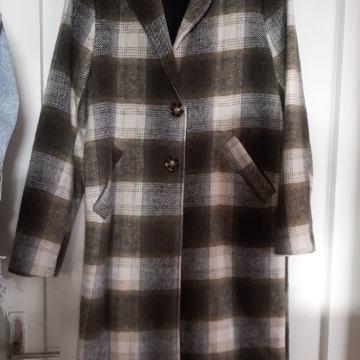 Ženski kaput - novi