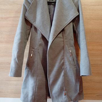 Ženski kaput vel.34