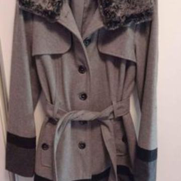 Ženski kaput C&A vel 40