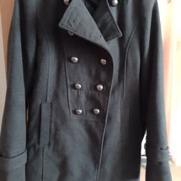 Zenski kaputić kratki. Vel . L