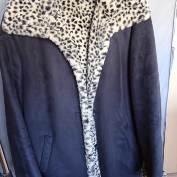 Ženski kožni kaput