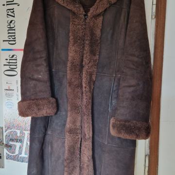 Ženski krzneni kaput vel. 44