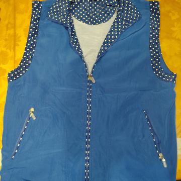 Ženski prsluk i jakna