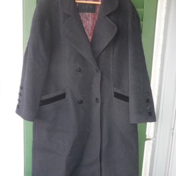 ŽENSKI TOPLI VUNENI KAPUT / BUNDA 40 M - L