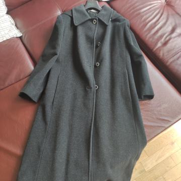 Ženski zimski kaput od vune i kašmira, 48 veličina