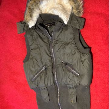 ZENSKI ZIMSKI PRSLUK BR M