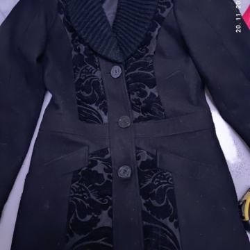 Zimski kaputić 36/38 slim fit