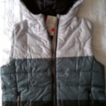 NOVI ZIMSKI PRSLUK SA KAPULJAČOM "MANA" - VEL.L