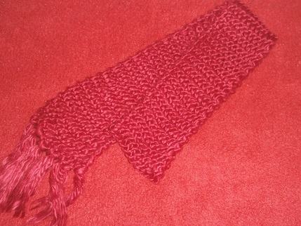 Accessorize crveni šal