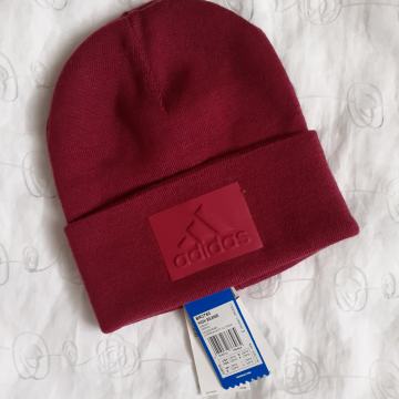 Adidas nova beanie pletena kapa