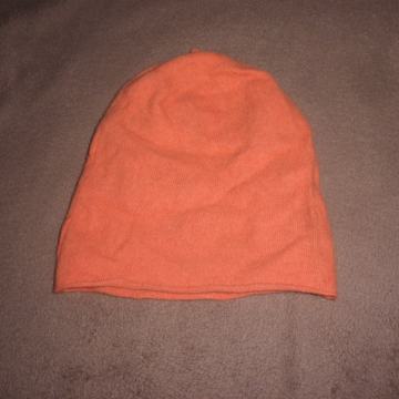 BENETTON - ŽENSKA TOPLA VUNENA KAPA ONE SIZE