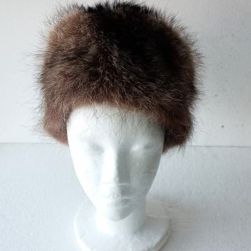 Elisabeth Gebald šubara od rakuna, 58 cm