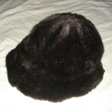 Kape ženske zimske 3 kom