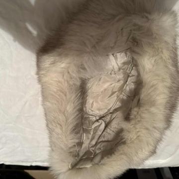 Ovratnik lisica i kapa