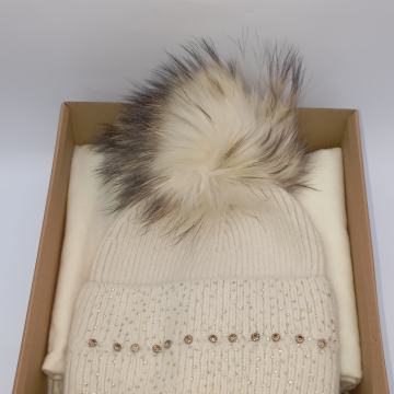 Poklon setovi kapa i šal