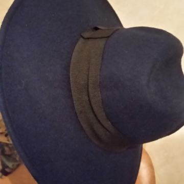 ŠEŠIR EXTRA KVALITETAN!