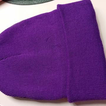 LJUBIČASTA KAPA - NOVO