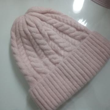 ROZA TOPLA ZIMSKA KAPA - NOVO