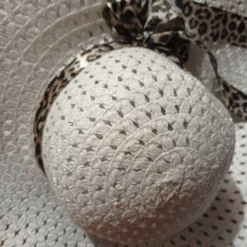 Šešir bijeli veliki-Novo