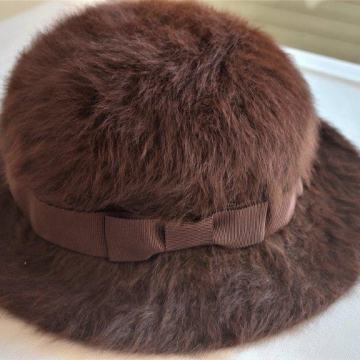 Šešir smeđi. veličina 56