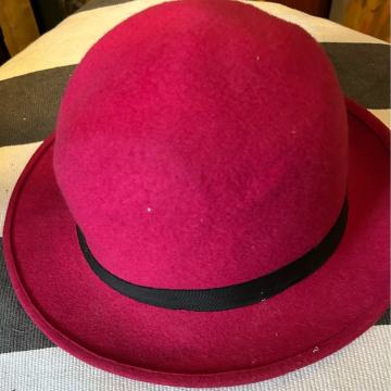 ŠEŠIR ZENSKI BR 56