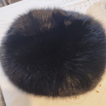 Šubara pravo krzno prodajem