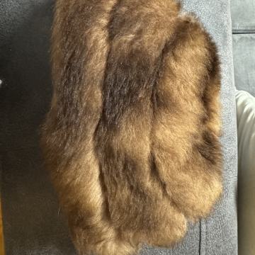 Šubara umjetno krzno